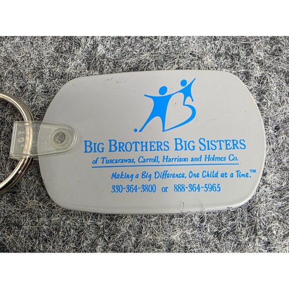 Big Brothers Big Sisters Gray Keychain - Picture 2 of 4